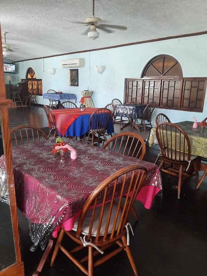 Fisherman'S Inn Hotel Florence Hall المظهر الخارجي الصورة