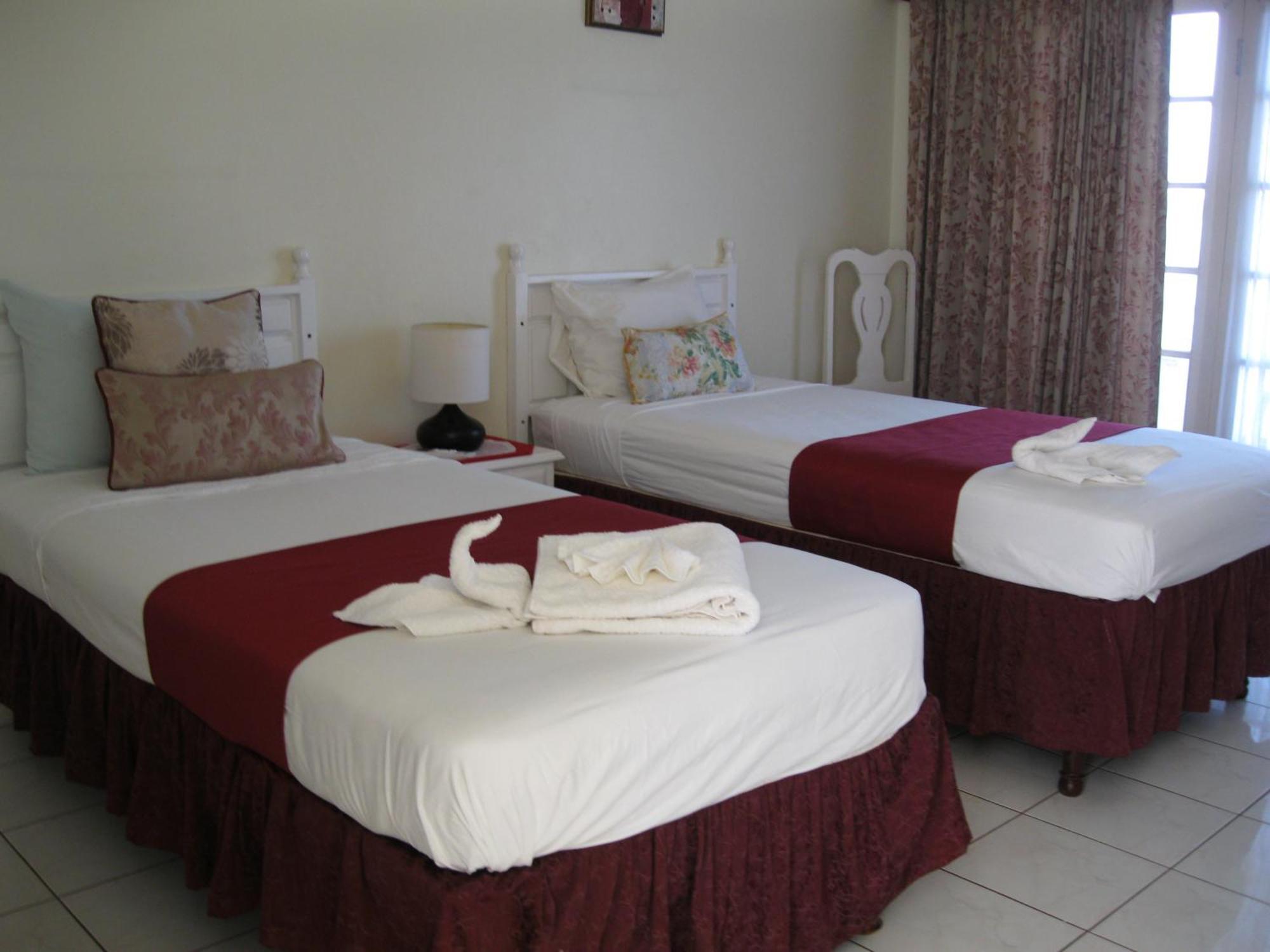 Fisherman'S Inn Hotel Florence Hall المظهر الخارجي الصورة