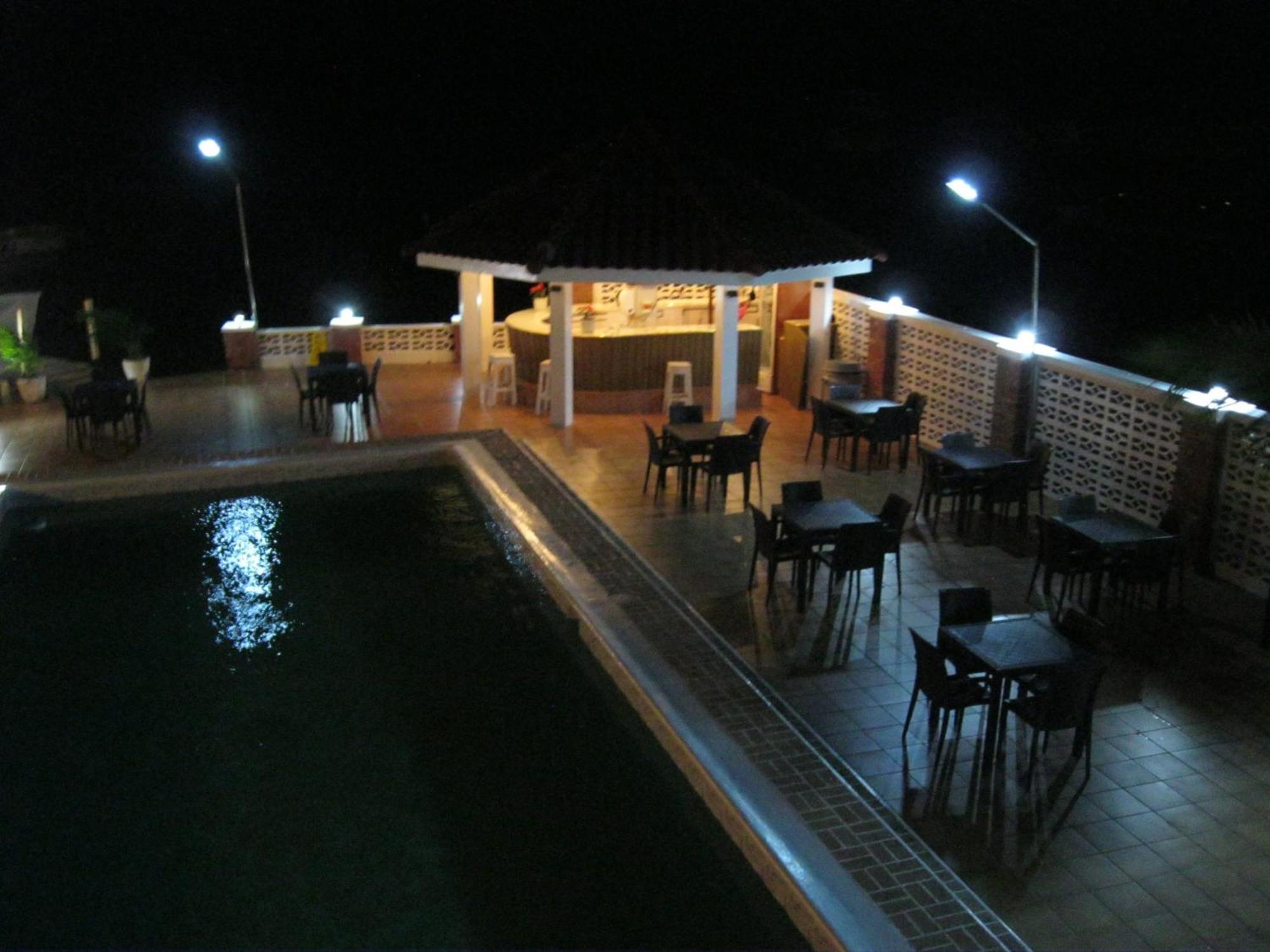 Fisherman'S Inn Hotel Florence Hall المظهر الخارجي الصورة