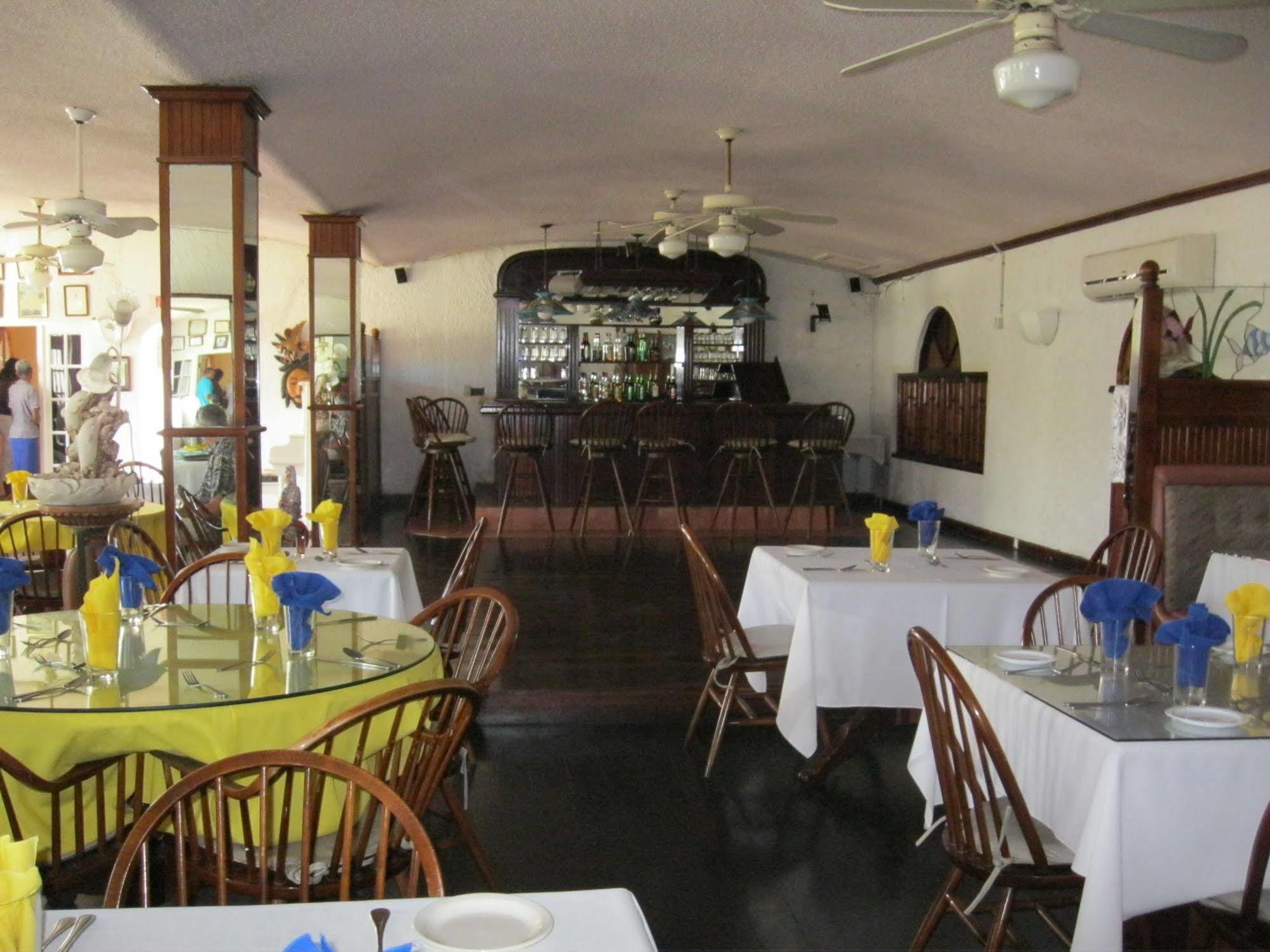 Fisherman'S Inn Hotel Florence Hall المظهر الخارجي الصورة